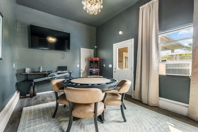 Foto del edificio - 2850 Hazel Ave