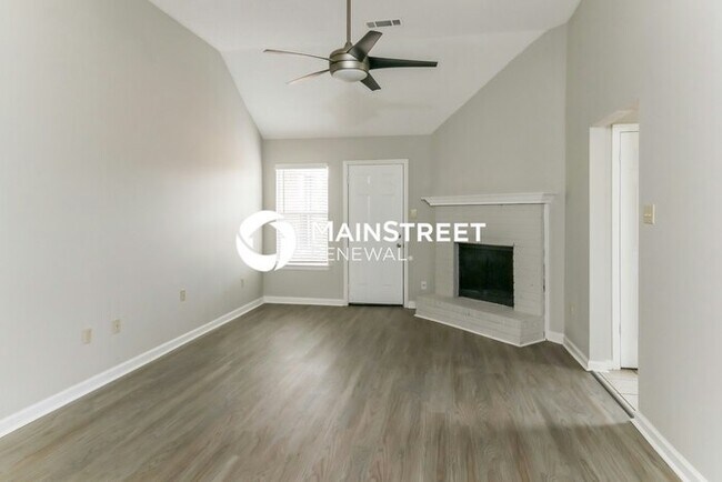 Foto del edificio - 3 Bedroom Pet-Friendly Home in Memphis, TN with Main Street Renewal