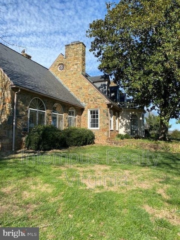 Building Photo - 7296 Fenton Farm Ln
