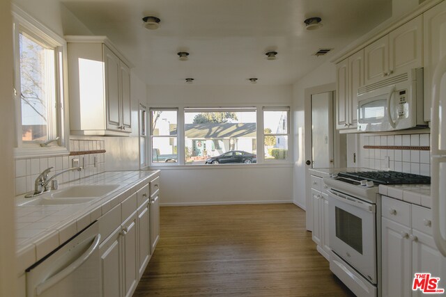 Foto del edificio - 232 Virginia Dr