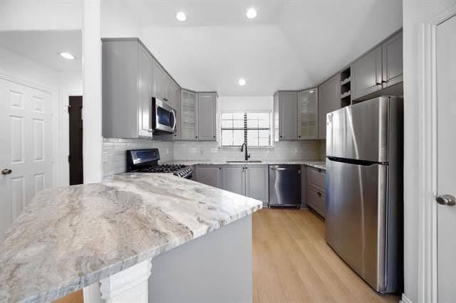 Foto del edificio - 2305 Windridge Ln