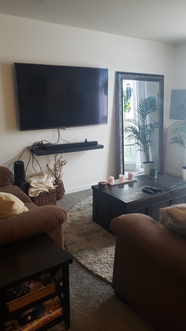 Foto del edificio - 3010 Barrymore St