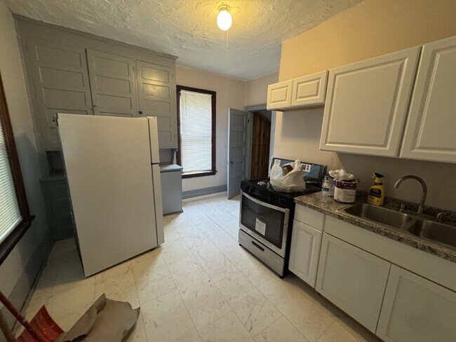 Foto del edificio - 2938 Dupont Ave N