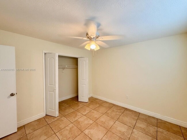 Foto del edificio - 2633 NW 9th Ave