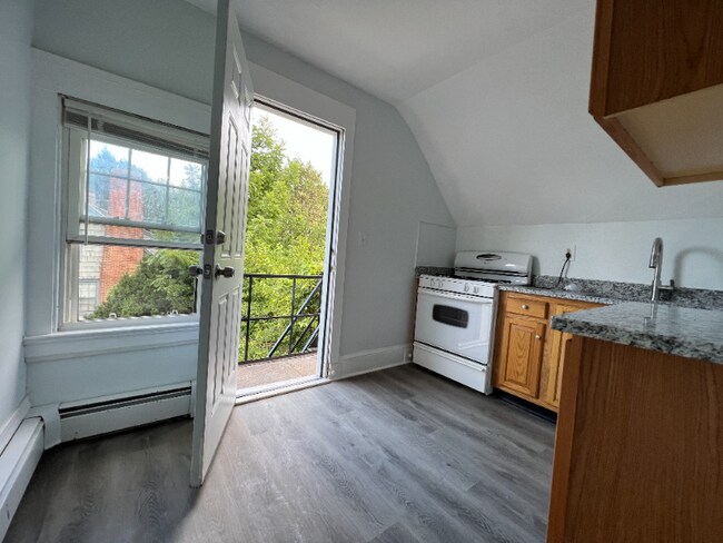 Foto del edificio - 739 Whitney Ave