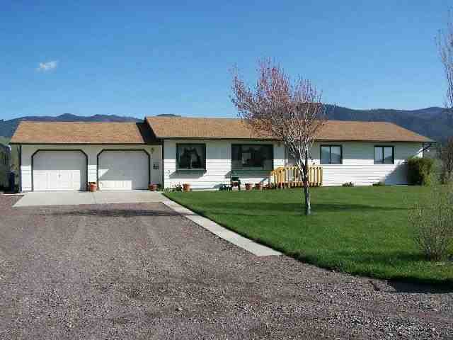 Primary Photo - 21920 Brittany Ln