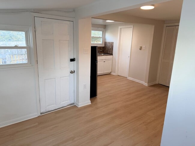 Foto del edificio - 1926 Shore Rd