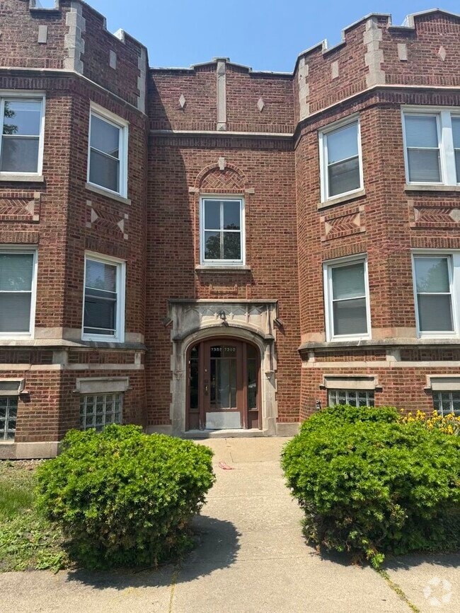 Building Photo - 7300 S Vernon Ave