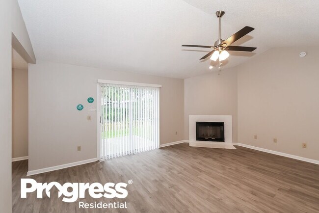 Building Photo - 7851 Pepper Cir W