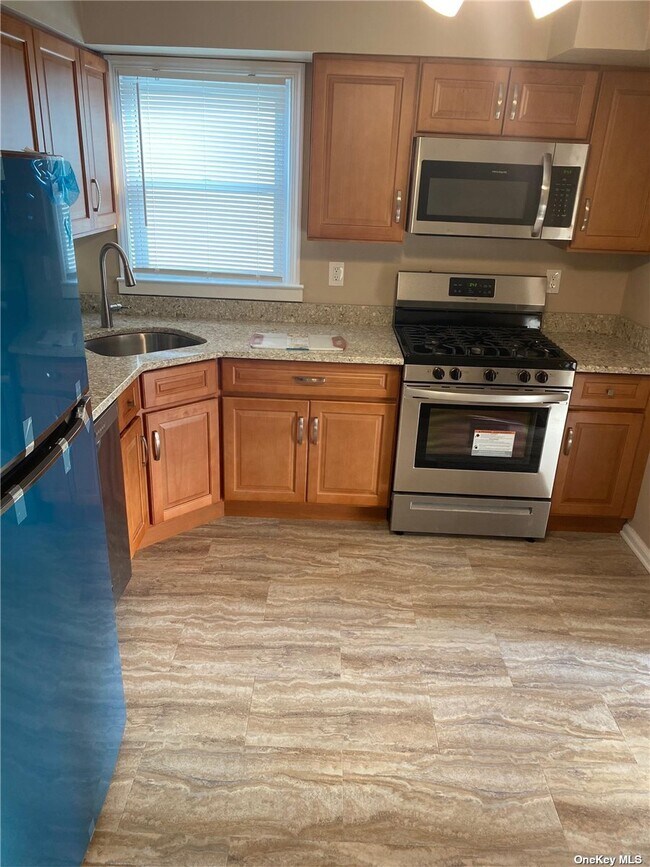 Foto del edificio - 205 Forest Ave