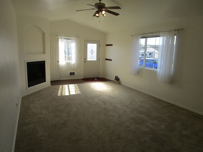 Foto del edificio - Adorable 3 Bedroom Townhouse in Columbia F...