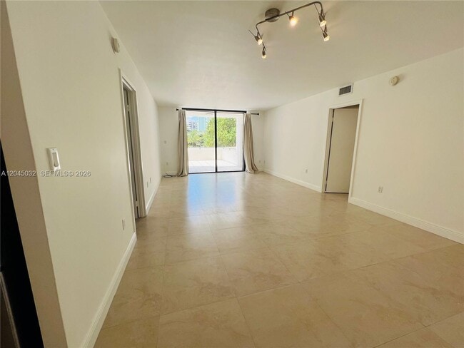 Foto del edificio - 2333 Brickell Ave