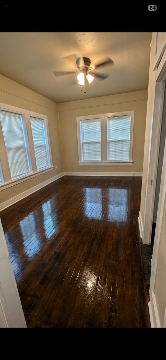 Building Photo - 1110 S 17th St