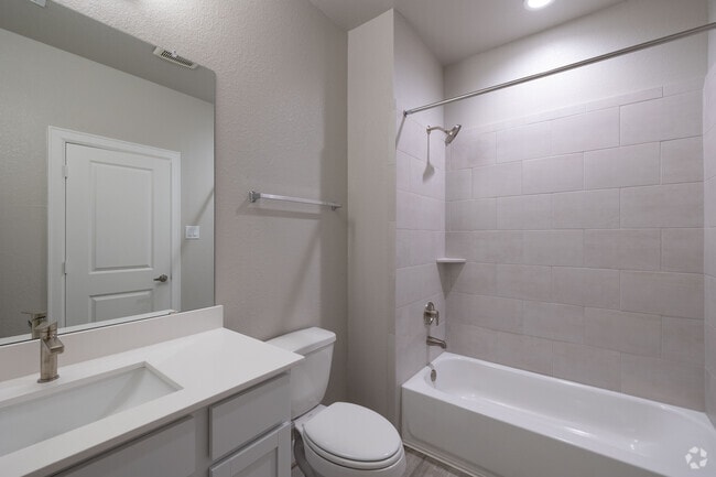 B4 Second Bathroom - Cottage Living