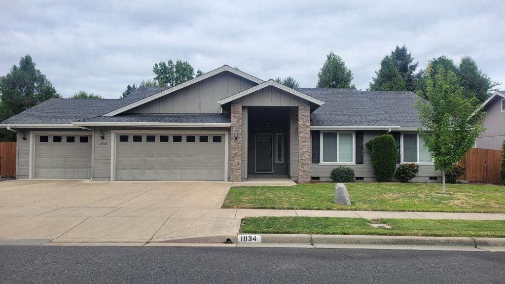 Primary Photo - 1034 SW Princeton Pl