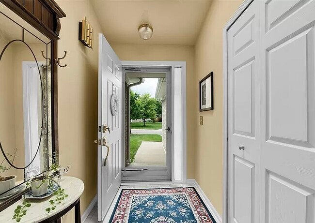 Foto del edificio - 41856 Riverwood Ct