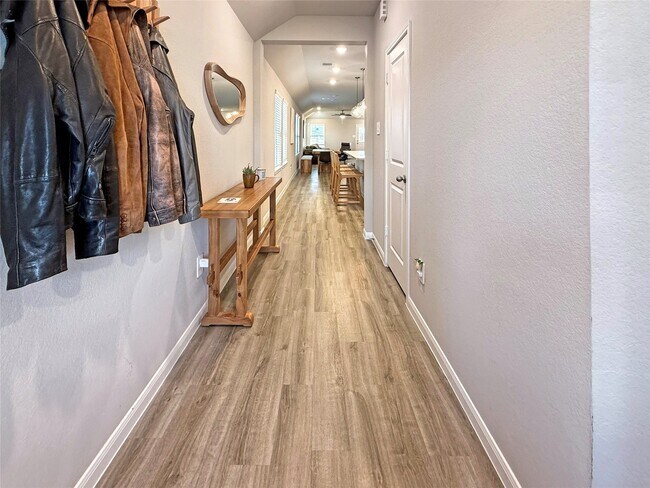 Building Photo - 25611 Ivory Gull Wy