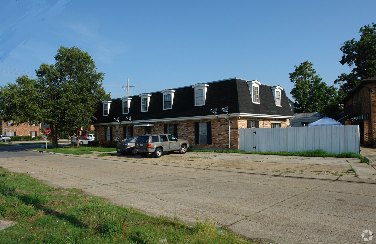 4945 Yale St, Metairie, LA 70006 Apartments 4945 Yale St Metairie, LA
