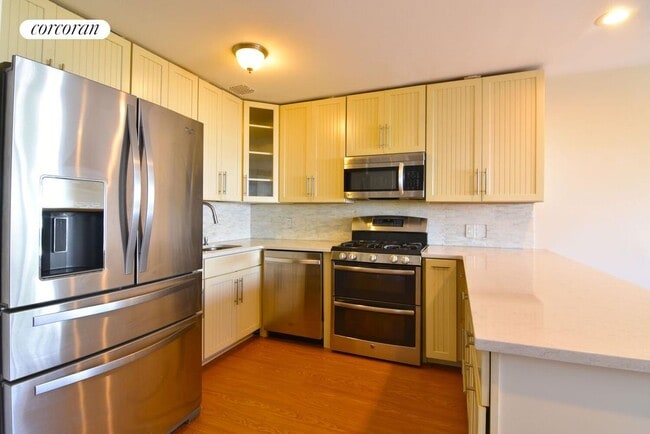 Foto del edificio - 336 Howe Ave