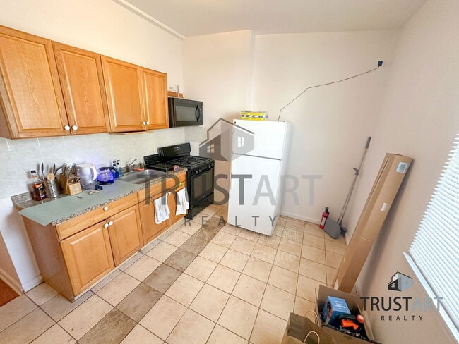 Photo - 2254 N Park Ave House