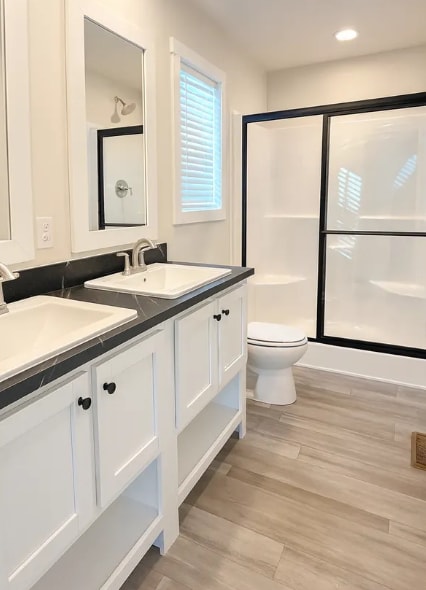 Foto del edificio - 17054 Coventry Ln