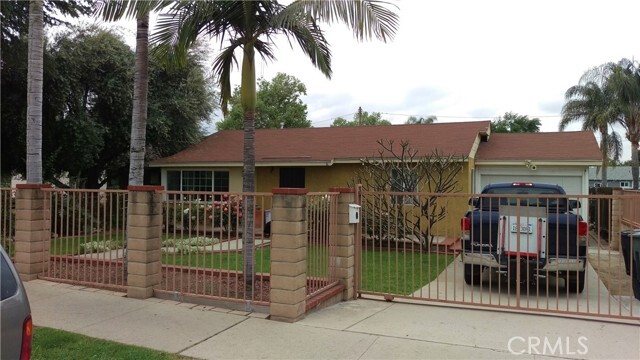 Primary Photo - 521 S Lark Ellen Ave