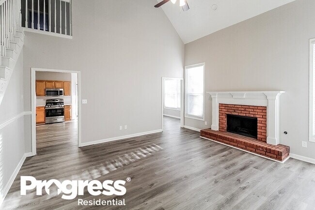 Building Photo - 3200 Goldmist Dr