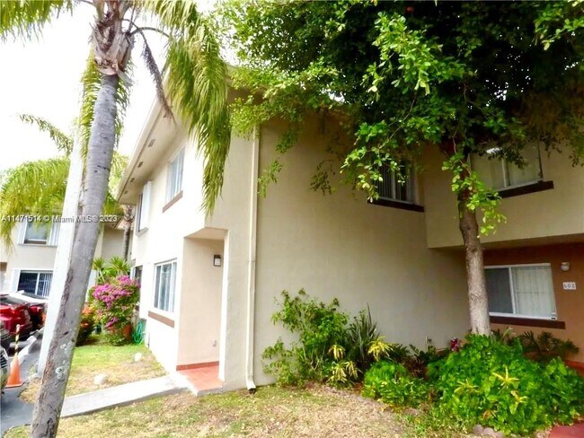 Building Photo - 531 NW 82nd Ave