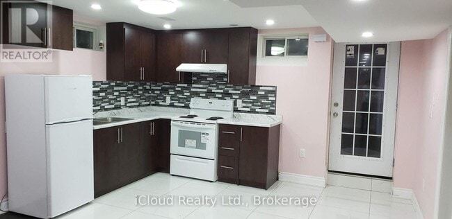 Building Photo - 1428 Samuelson Cir