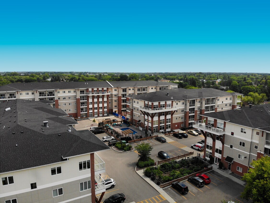 The Edison Apartments 465 Edison Av Winnipeg, MB