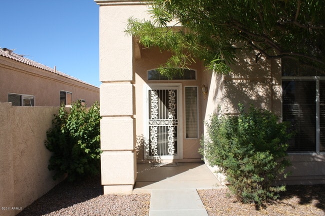 Building Photo - 2926 N 108th Ave