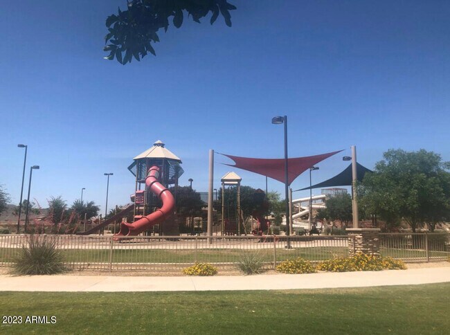 Building Photo - 389 S Soledad Ln