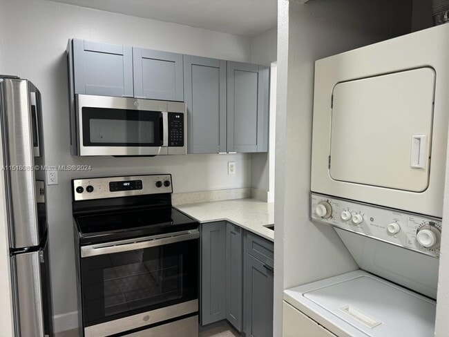 Foto del edificio - 8185 NW 7th St