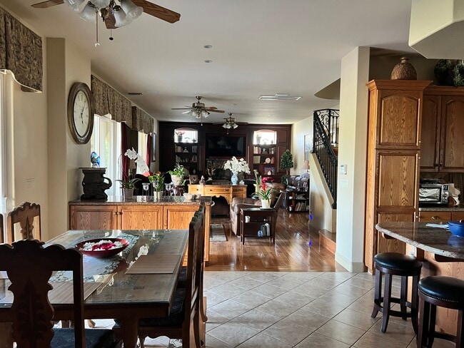 Building Photo - 22110 Rolling Ridge Dr