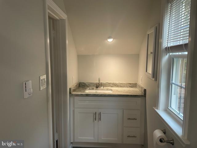 Foto del edificio - 8 Woodbound Dr