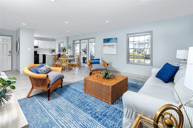 Foto del edificio - 5231 Beach Dr SE