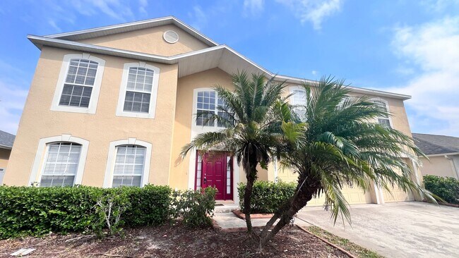 Foto del edificio - Magnificent, SPACIOUS 6 Bedroom, 4.5 Bathr...