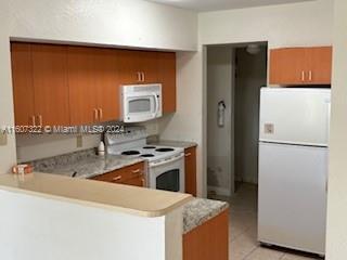 Building Photo - 2112 Belmont Ln