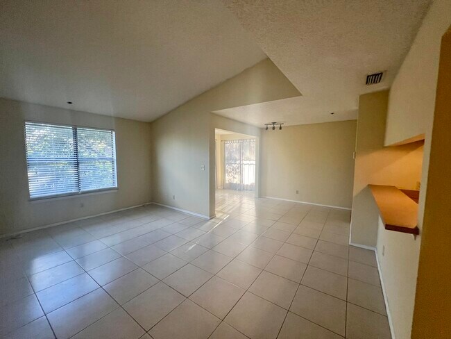 Foto del edificio - 2301 N Congress Ave