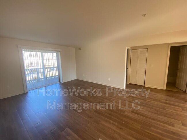 Building Photo - 4012 Biddison Ln