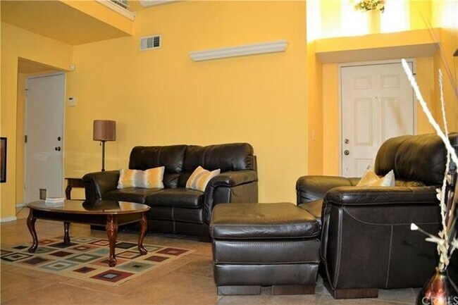 Building Photo - 14230 Hillcrest Drive, Fontana, CA, 92337