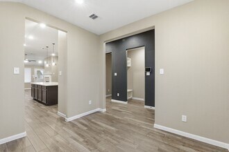 Building Photo - 19427 Trotter Cp Trl