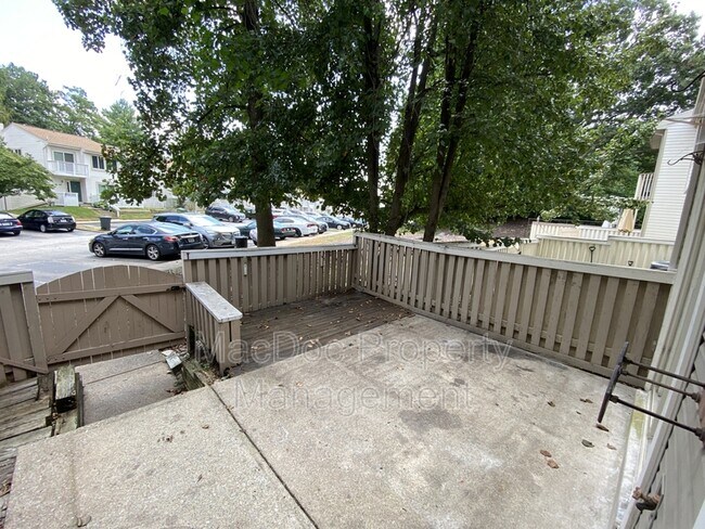 Building Photo - 12782 Cara Dr