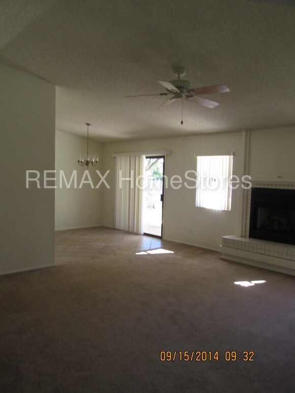Building Photo - 829 Silverwood Dr