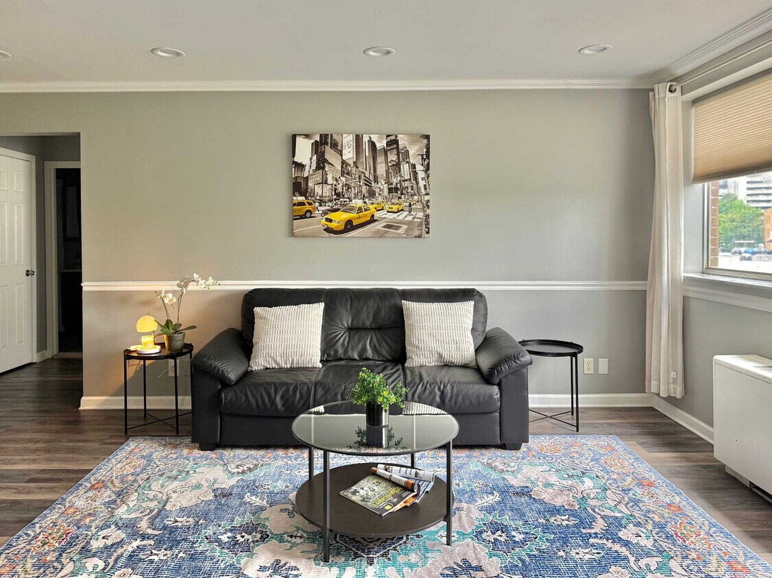 Foto principal - 215 Piedmont Ave NE