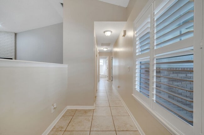 Foto del edificio - 755 Oak Terrace