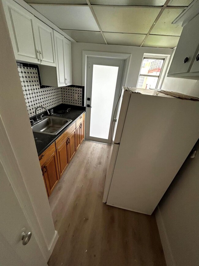 Foto del edificio - 631 SW 11th St