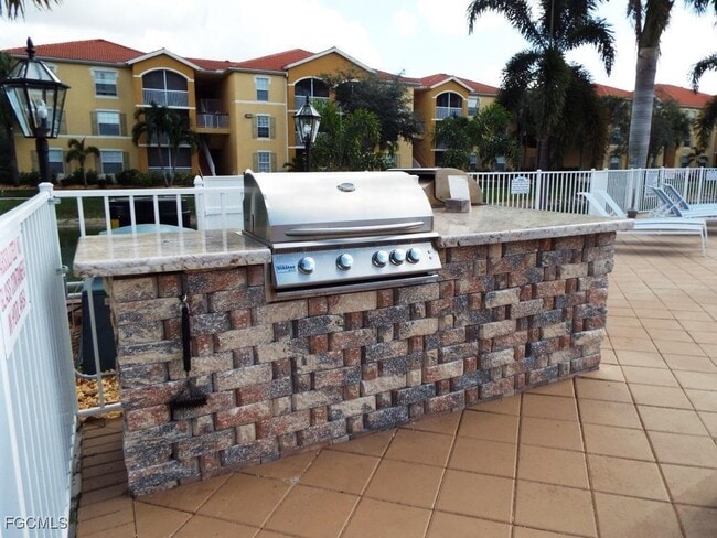 Building Photo - 4105 Residence Drive