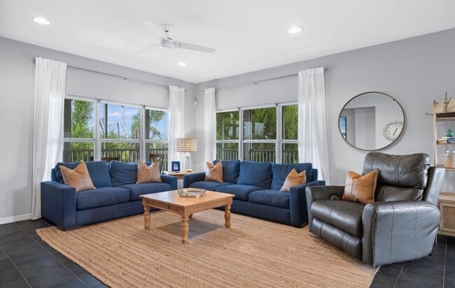 Foto del edificio - 981 Main St