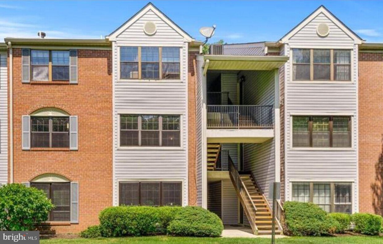 5 Joyner Ct, Trenton, NJ 08648 Room for Rent in Trenton, NJ